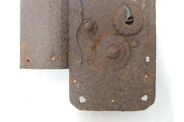 アンティーク雑貨　当時の雰囲気が味わえる蔵戸の錠前金具(ディスプレイ雑貨、蔵戸パーツ)(R-071752)