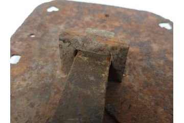 アンティーク雑貨　当時の雰囲気が味わえる蔵戸の錠前金具(ディスプレイ雑貨、蔵戸パーツ)(R-071752)