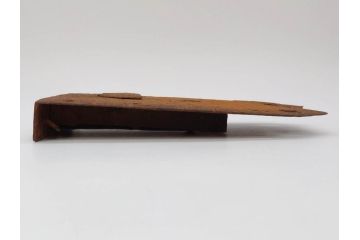 アンティーク雑貨　小槌と巾着の意匠が目を惹く蔵戸の錠前金具(こづち、ディスプレイ雑貨、蔵戸パーツ)(R-071753)