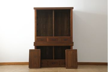 中古　美品　高級品!!　国産職人手造り　タモ材　框組み　上質な和の空間を演出する重厚な二段重ね水屋箪笥(食器棚、キャビネット、重ねタンス、茶箪笥、収納棚、戸棚、店舗什器)(R-071786)