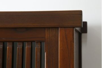 中古　美品　高級品!!　国産職人手造り　タモ材　框組み　上質な和の空間を演出する重厚な二段重ね水屋箪笥(食器棚、キャビネット、重ねタンス、茶箪笥、収納棚、戸棚、店舗什器)(R-071786)
