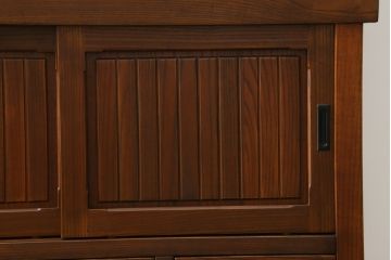 中古　美品　高級品!!　国産職人手造り　タモ材　框組み　上質な和の空間を演出する重厚な二段重ね水屋箪笥(食器棚、キャビネット、重ねタンス、茶箪笥、収納棚、戸棚、店舗什器)(R-071786)