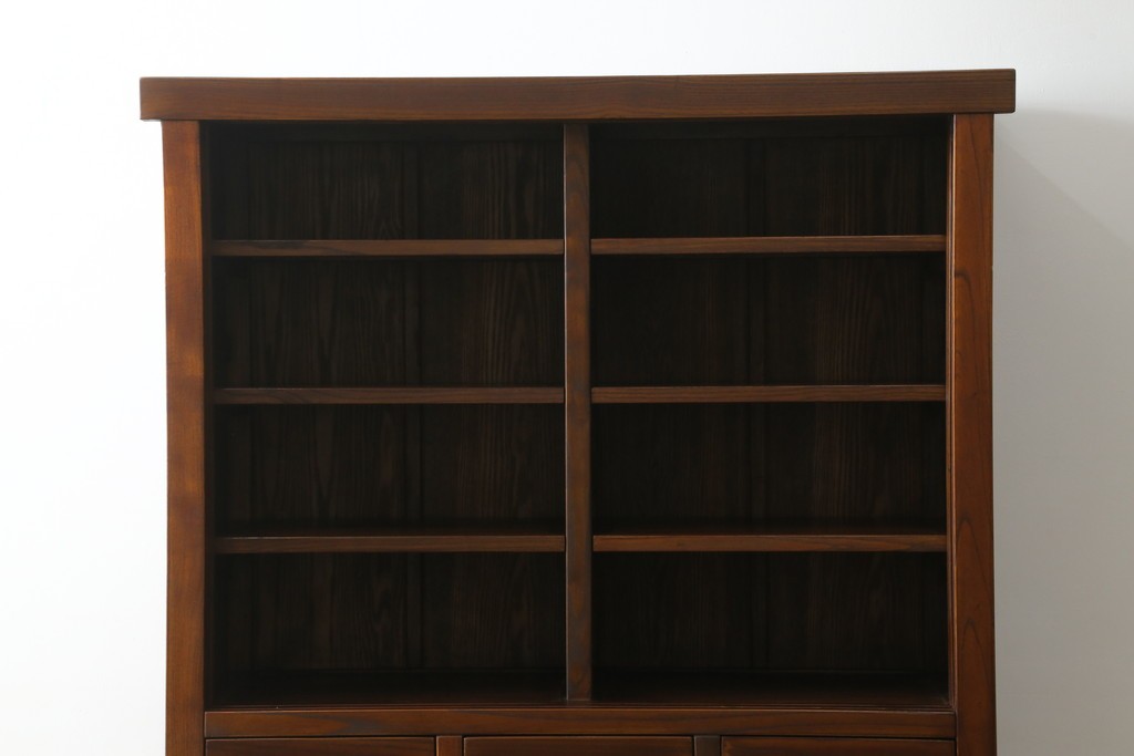 中古　美品　高級品!!　国産職人手造り　タモ材　框組み　上質な和の空間を演出する水屋箪笥サイドボード(食器棚、収納棚、戸棚、茶箪笥、サイドキャビネット、店舗什器)(R-071787)