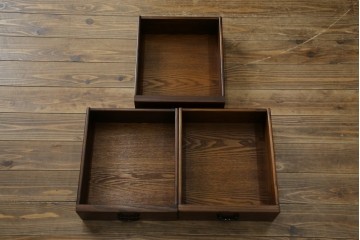 中古　美品　高級品!!　国産職人手造り　タモ材　框組み　上質な和の空間を演出する水屋箪笥サイドボード(食器棚、収納棚、戸棚、茶箪笥、サイドキャビネット、店舗什器)(R-071787)