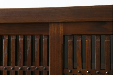 中古　美品　高級品!!　国産職人手造り　タモ材　框組み　上質な和の空間を演出する水屋箪笥サイドボード(食器棚、収納棚、戸棚、茶箪笥、サイドキャビネット、店舗什器)(R-071787)