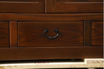 中古　美品　高級品!!　国産職人手造り　タモ材　框組み　上質な和の空間を演出する水屋箪笥サイドボード(食器棚、収納棚、戸棚、茶箪笥、サイドキャビネット、店舗什器)(R-071787)