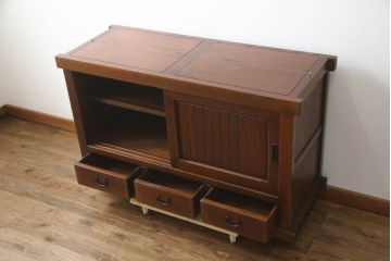 中古　美品　高級品!!　国産職人手造り　タモ材　框組み　上質な和の空間を演出する水屋箪笥サイドボード(食器棚、収納棚、戸棚、茶箪笥、サイドキャビネット、店舗什器)(R-071788)