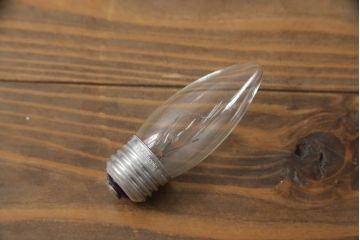 中古　美品!!　明和産業　アンティーク調　エレガントな空間を演出する陶器と真鍮製のウォールランプ(壁掛け照明、壁付け照明、ウォールライト)(R-071790)