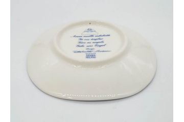 ARABIA FINLAND　天使シリーズ　可愛らしい天使が描かれた神秘的な雰囲気のウォールプレート2枚セット(壁掛け、Riittatuulikki Hirvonenデザイン、アラビア、フィンランド、北欧食器、ミニプレート)(R-071805)