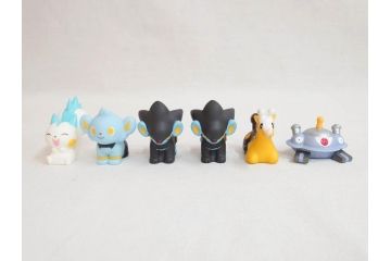 ポケットモンスター　ポケモンキッズ　指人形　伝説　幻　クリア　スケルトン　ラメ等　ソフビなどまとめて179体セット(フィギュア、おもちゃ、玩具、置物、大量)(R-071811)