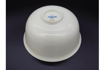 超稀少　ドイツ　マイセン　Meissen　金彩ゴールド×ホワイト　ボウル&磁器メダルセット(300Jahre europaisches porzellan、パゴダ?、人物、箱付き)(R-071812)