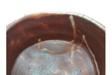 青龍洞　志野　約13cm　4.1寸　深みのある色合いが上品な和の雰囲気を高める茶碗(茶道具、花押、志埜、立花大亀、茶器、抹茶碗、和食器、共箱付き、四寸一分)(R-071813)
