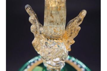 イタリア　ムラノガラス　ベネチアンガラス　金彩　白鳥　煌びやかなデザインが華やかな印象を与えるワイングラス(ヴェネチアングラス、MURANO、ムラーノガラス、作家物)(R-071815)