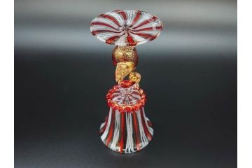 イタリア　ムラノガラス　ベネチアンガラス　金彩　白鳥　繊細なデザインが上品な雰囲気を高めるワイングラス(ヴェネチアングラス、MURANO、ムラーノガラス、作家物)(R-071816)