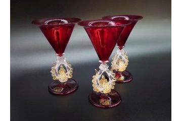 イタリア　ムラノガラス　ベネチアンガラス　金彩　凝ったデザインが優美な印象を与えるカクテルグラス3客セット(ヴェネチアングラス、MURANO、ムラーノガラス、作家物)(R-071817)