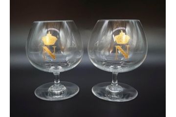 フランス　Baccarat　バカラ　ナポレオン　金彩　ブランデー　コニャック　シンプルながらも上品な雰囲気溢れるグラス2客セット(王冠、ワイン、冷酒、梅酒、フルレッドクリスタルガラス)(R-071818)