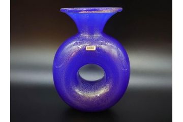 イタリア　ムラノガラス　ベネチアンガラス　珍しいデザインと鮮やかな色合いが目を惹くフラワーベース(ムラーノガラス、MURANO、花瓶、花器、花入、作家物)(R-071819)