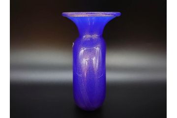 イタリア　ムラノガラス　ベネチアンガラス　珍しいデザインと鮮やかな色合いが目を惹くフラワーベース(ムラーノガラス、MURANO、花瓶、花器、花入、作家物)(R-071819)