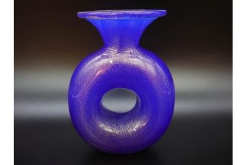 イタリア　ムラノガラス　ベネチアンガラス　珍しいデザインと鮮やかな色合いが目を惹くフラワーベース(ムラーノガラス、MURANO、花瓶、花器、花入、作家物)(R-071819)