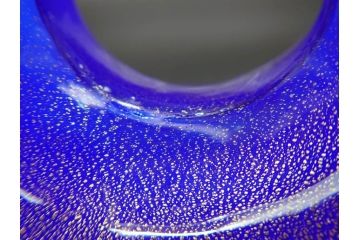 イタリア　ムラノガラス　ベネチアンガラス　珍しいデザインと鮮やかな色合いが目を惹くフラワーベース(ムラーノガラス、MURANO、花瓶、花器、花入、作家物)(R-071819)