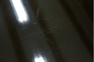 中古　美品!!　高級民芸家具　華やかな螺鈿(らでん)細工が目を引く飾り棚　(R-071825)