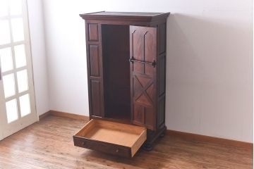 中古　松本民芸家具　洗練された美しさが漂う#45型洋服タンス(ワードローブ、衣装箪笥、収納棚)(定価約53万円)(R-071862)
