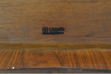 イタリアビンテージ　Lloyd's Antiques(ロイズ・アンティークス)取り扱い　ローズウッド材　すっきりとしたデザインが美しいモダンなガラストップダイニングテーブル(食卓、4人掛け、6人掛け、ヴィンテージ)(R-071876)