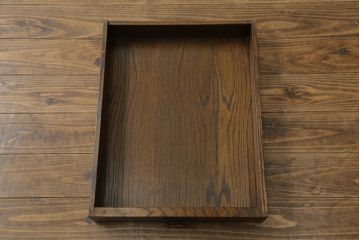 ヨーロッパビンテージ　オーク材　凝った脚のデザインが目を惹く引き出し付きローテーブル(センターテーブル、リビングテーブル、ヴィンテージ)(R-071878)