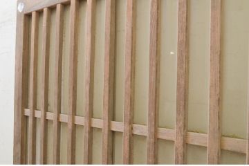 アンティーク建具　和の雰囲気が魅力的な格子入りのガラス玄関戸1枚(引き戸、格子戸、ガラス戸)(R-071895)