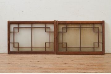 アンティーク建具　古い木味が魅力的なガラス窓2枚セット(引き戸、ガラス戸)(R-071900)