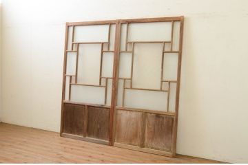アンティーク建具　大正ロマン　ノスタルジックな雰囲気溢れるガラス戸2枚セット(引き戸)(R-071910)