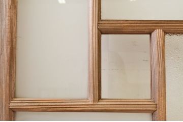 アンティーク建具　大正ロマン　ノスタルジックな雰囲気溢れるガラス戸2枚セット(引き戸)(R-071911)