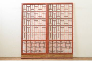 ビンテージ建具　ペイント仕上げ限定　李朝デザインの格子引き戸2枚セット(格子戸、ガラス戸、ヴィンテージ)(R-071915)