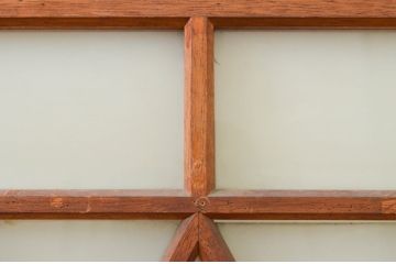 アンティーク建具　大正ロマン　菱形デザイン　ノスタルジックな雰囲気漂うガラス窓2枚セット(引き戸、ガラス戸)(R-071918)