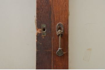 アンティーク建具　大正ロマン　菱形デザイン　ノスタルジックな雰囲気漂うガラス戸2枚セット(引き戸)(R-071919)