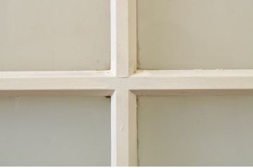 アンティーク建具　ペイント仕上げ限定　レトロな空間づくりにおすすめなガラス戸1枚(引き戸)(R-071923)