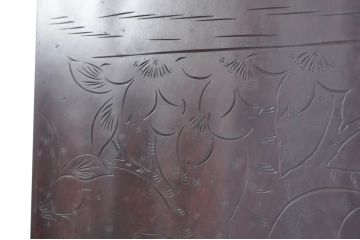 中古　美品!!　軽井沢彫り　満開に咲く桜の彫りが優美な衣装盆付きの和タンス(衣装箪笥、着物箪笥、収納箪笥、和箪笥)(R-071939)