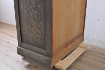 和製ビンテージ　ユニークな彫刻デザインが目を惹くビューロー(ライティングビューロー、ワークデスク、簿記机、在宅用、在宅ワーク用、収納棚、戸棚、ぺザントアート、ヴィンテージ)(R-071941)