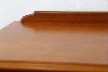 中古　横浜クラシック家具　ダニエル(Daniel)　チェストセブン(S)　シンプルなデザインと温かみのある色合いが魅力的なチェスト(サイドチェスト、引き出し、洋服タンス、衣装箪笥、収納箪笥)(R-071942)