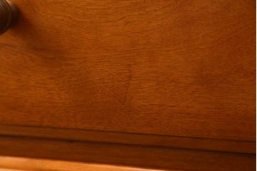 中古　横浜クラシック家具　ダニエル(Daniel)　チェストセブン(S)　シンプルなデザインと温かみのある色合いが魅力的なチェスト(サイドチェスト、引き出し、洋服タンス、衣装箪笥、収納箪笥)(R-071942)