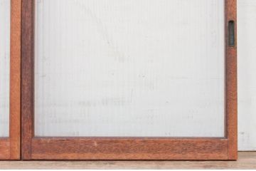 ビンテージ建具　モールガラス入り　レトロな雰囲気作りにおすすめのガラス窓2枚セット(ガラス戸、引き戸、ヴィンテージ)(R-071957)