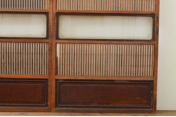 アンティーク建具　腰板欅(ケヤキ)材　どこか懐かしい雰囲気を醸し出す裏障子付き格子戸4枚セット(引き戸、障子戸、帯戸)(R-071968)