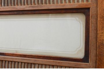 アンティーク建具　腰板欅(ケヤキ)材　どこか懐かしい雰囲気を醸し出す裏障子付き格子戸2枚セット(引き戸、障子戸、帯戸)(R-071969)
