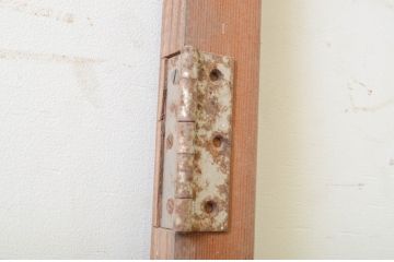 アンティーク建具　昭和レトロな雰囲気漂う幅狭ガラス扉1枚(ドア)(R-071974)