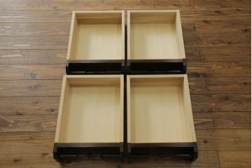中古　星野民芸(星野民藝)　落ち着いたシックな色合いが魅力のキャビネット(水屋箪笥、食器棚、収納棚、戸棚)(R-072004)