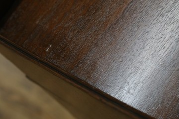 イギリスアンティーク　マホガニー材　洗練されたデザインが魅力のレザートップコンソールデスク　(R-072012)
