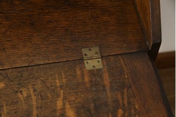 イギリスアンティーク　オーク材　落ち着いた佇まいが魅力の小振りなライティングビューロー(ワークデスク、簿記机、在宅用、在宅ワーク用、英国)(R-072016)