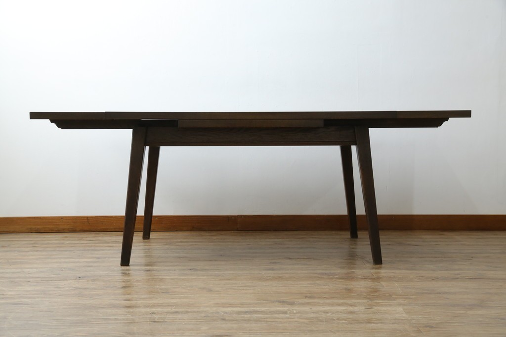 和製ヴィンテージ　職人手作り高級家具　神戸洋家具　ナラ材　和洋どちらの空間にもおすすめのシンプルなエクステンションテーブル　(R-072017)