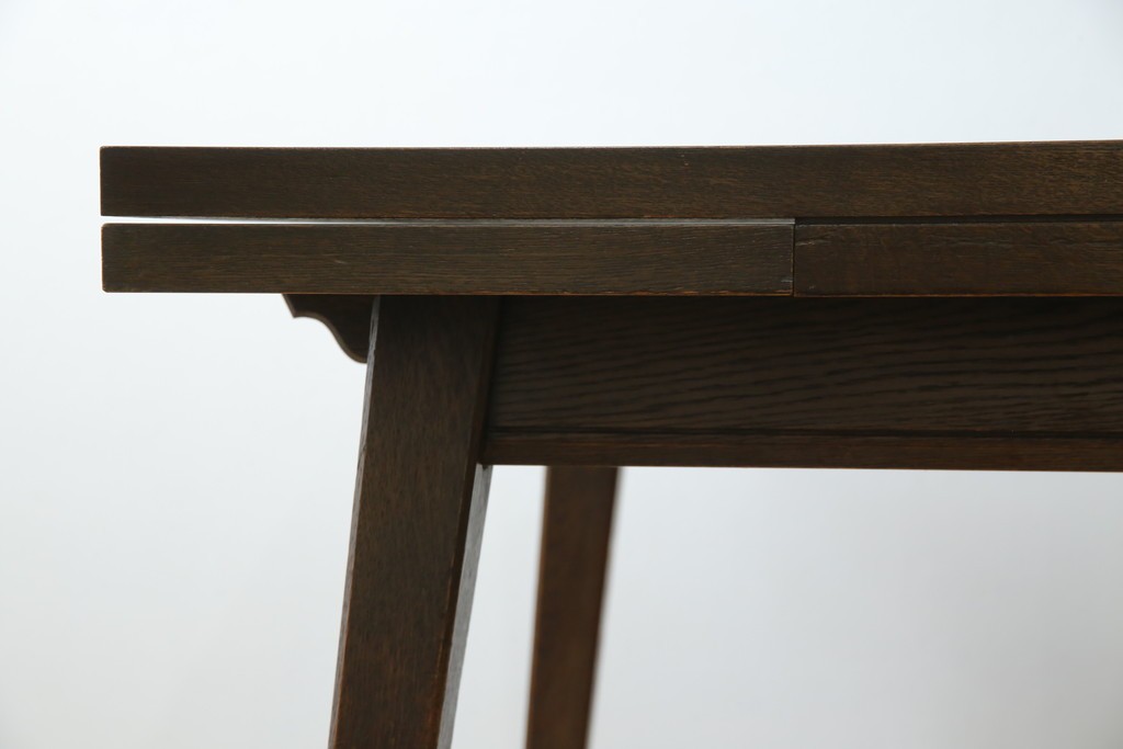 和製ヴィンテージ　職人手作り高級家具　神戸洋家具　ナラ材　和洋どちらの空間にもおすすめのシンプルなエクステンションテーブル　(R-072017)