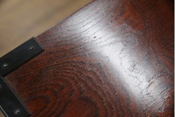 中古　美品!!　漆塗り　仙台民芸箪笥(仙台箪笥)　力強い杢目が目を引く車箪笥(小箪笥、収納タンス、チェスト、引き出し)(定価約55万円)(R-072025)